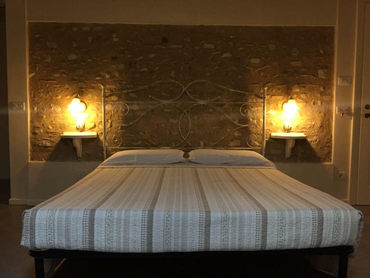 Hôtel Casal Del Pigno à Peschiera del Garda Extérieur photo